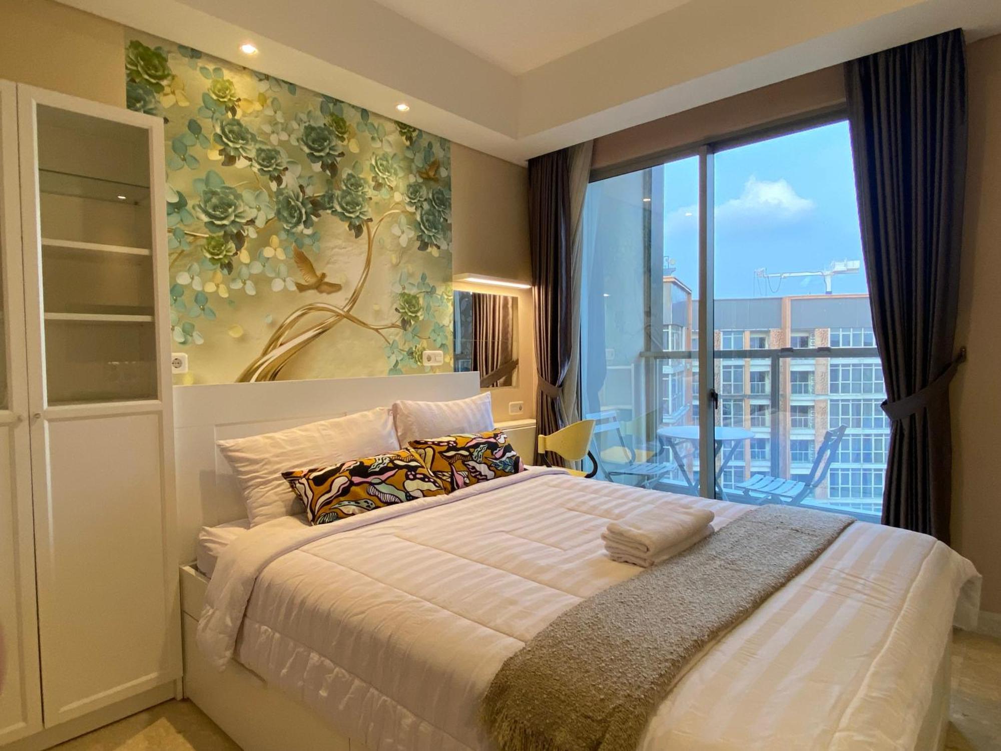 Comfort And Luxury Private Room At Goldcoast Pik Jakarta Rum bild