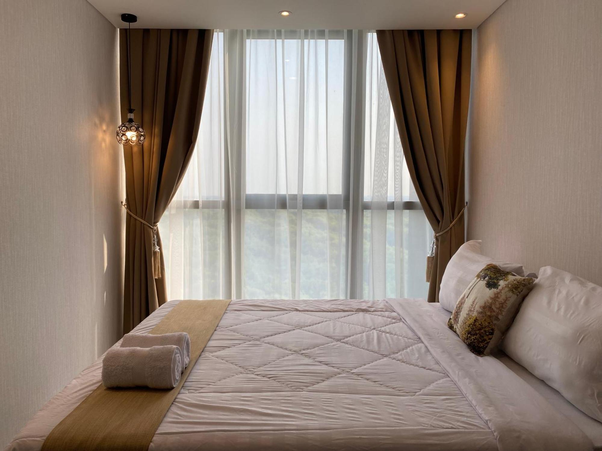 Comfort And Luxury Private Room At Goldcoast Pik Jakarta Exteriör bild