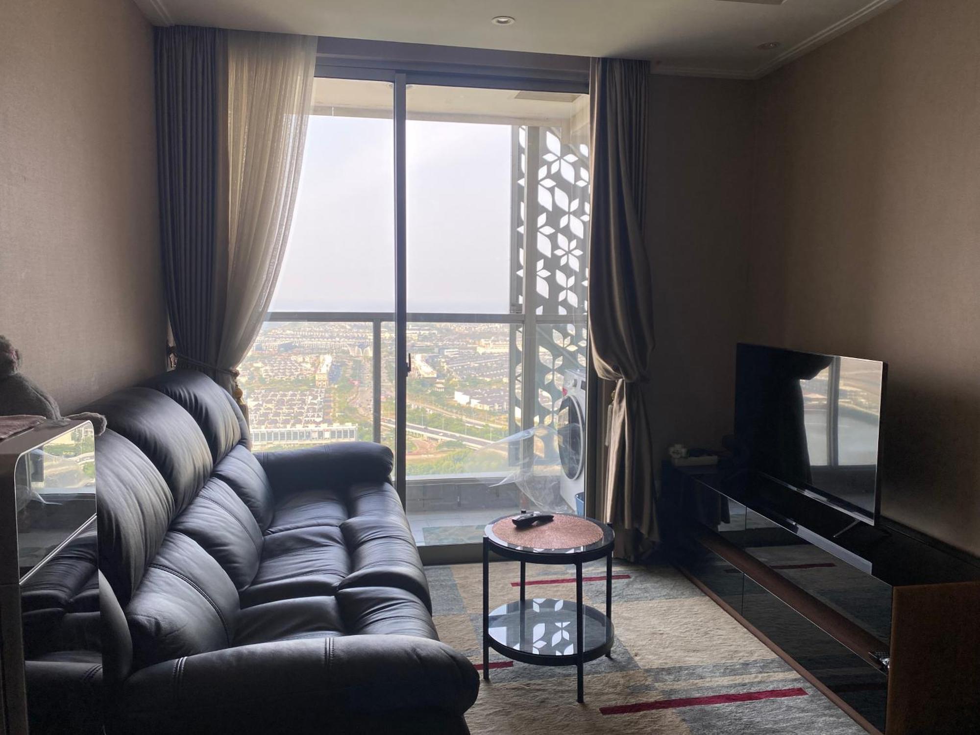 Comfort And Luxury Private Room At Goldcoast Pik Jakarta Exteriör bild